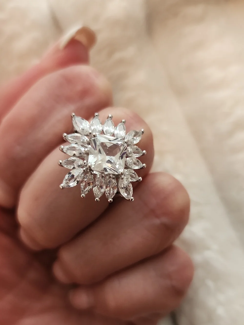 NIB Sterling Silver White CZ  Statement Ring With Princess Cut Solitaire